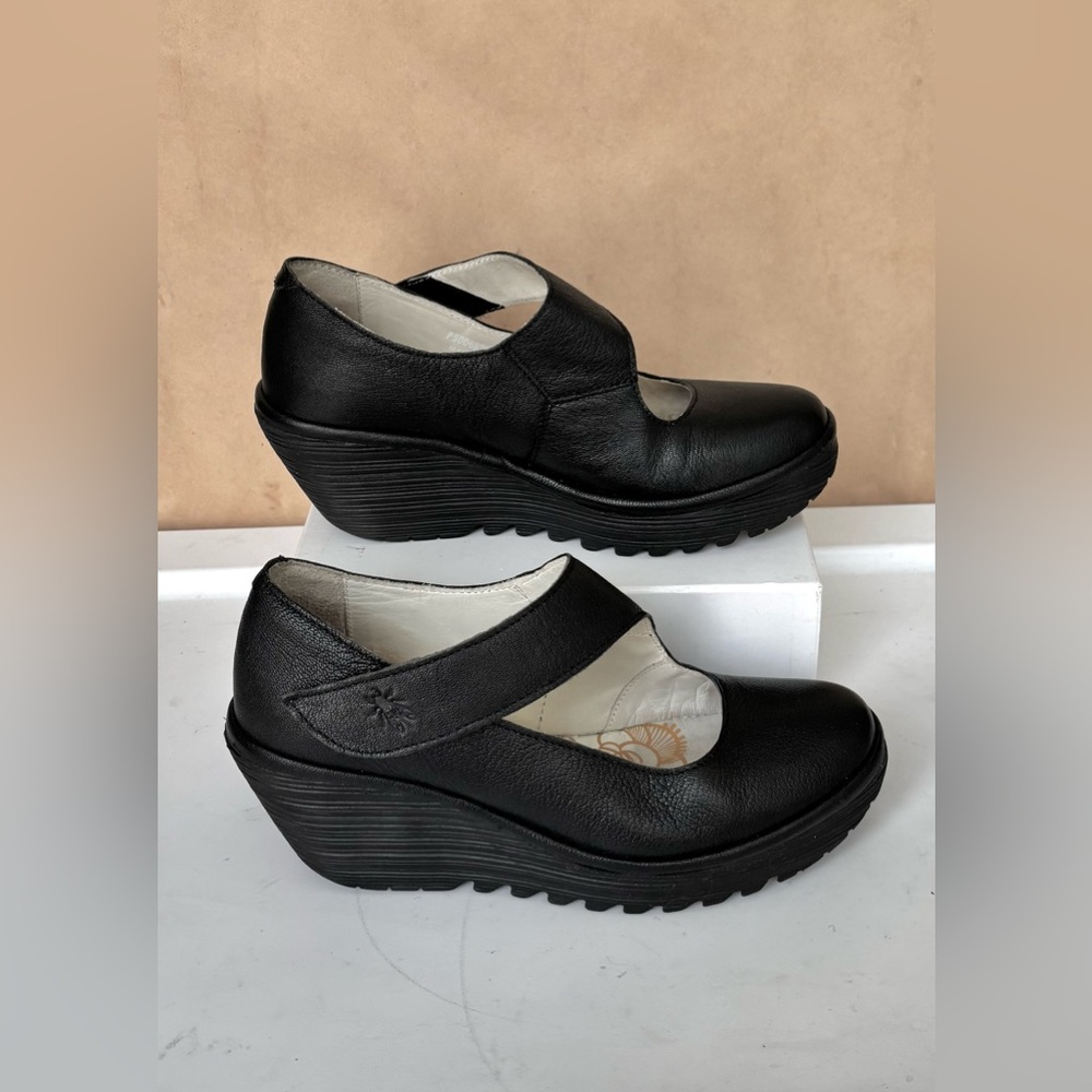 Fly London Yas Mary Jane Platform Wedge Black Leather Pumps Size 8 - Picture 4 of 12